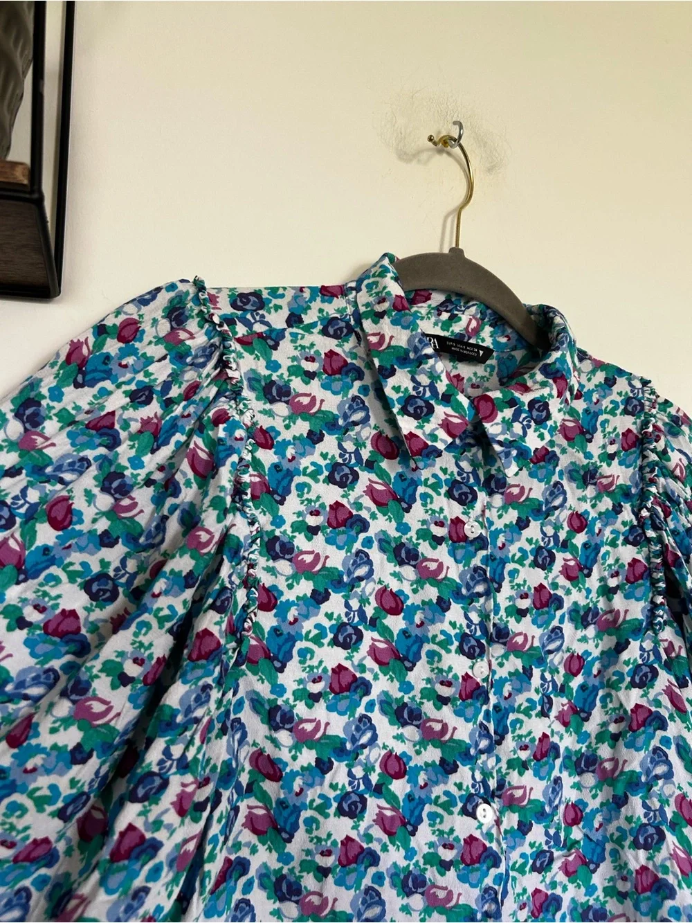 Zara Floral Print Long Puff Sleeve‎ Button Up Shirt Size Small